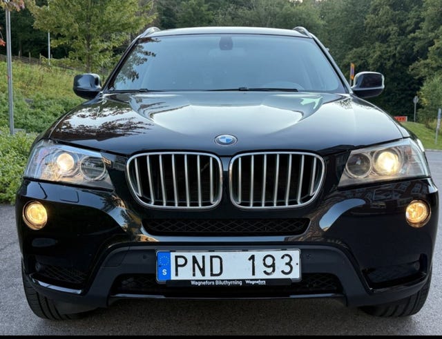 BMW X3 2011