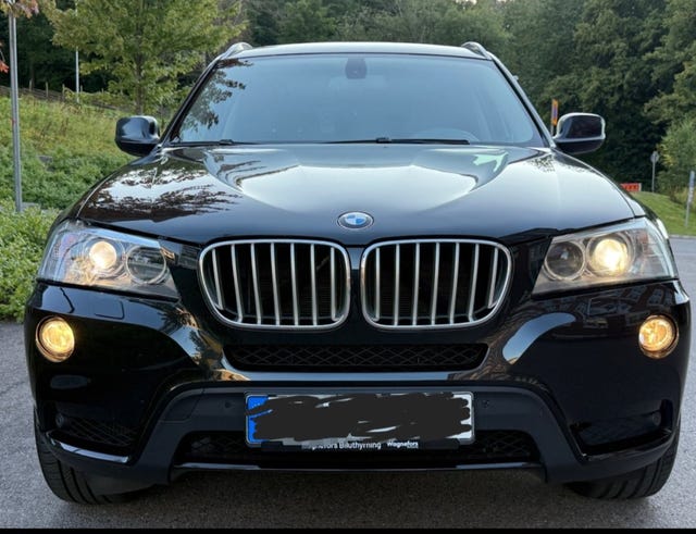 BMW X3 2011