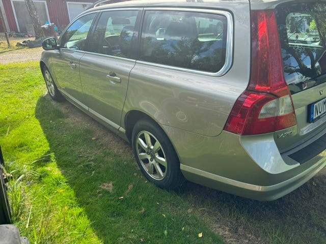Volvo V70 2012 – bild 3