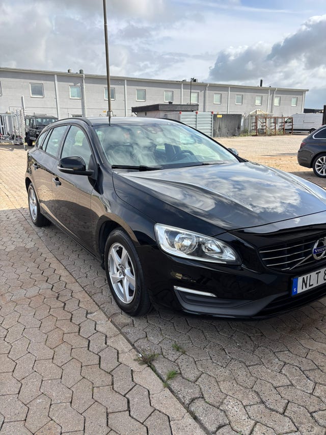 Volvo V60 2015