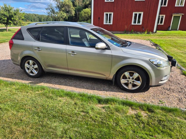 Kia Ceed 2011