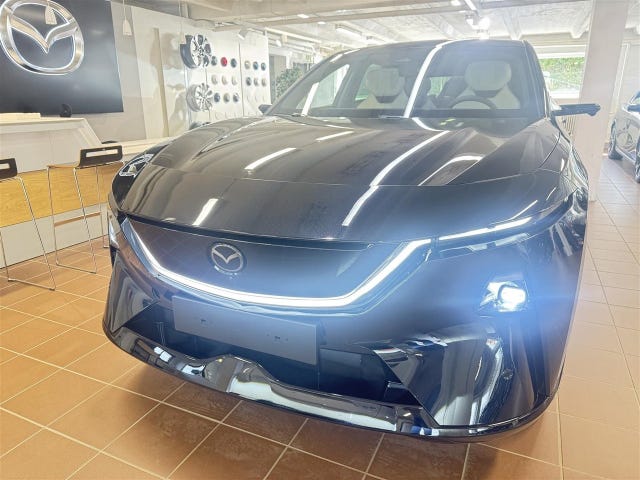 Mazda CX-6e 2026