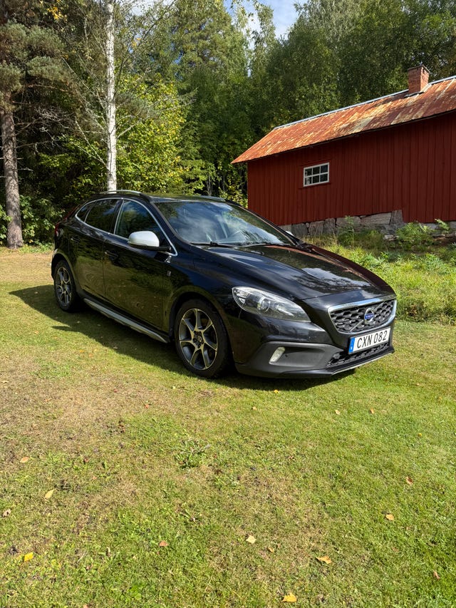 Volvo V40 Cross Country 2015