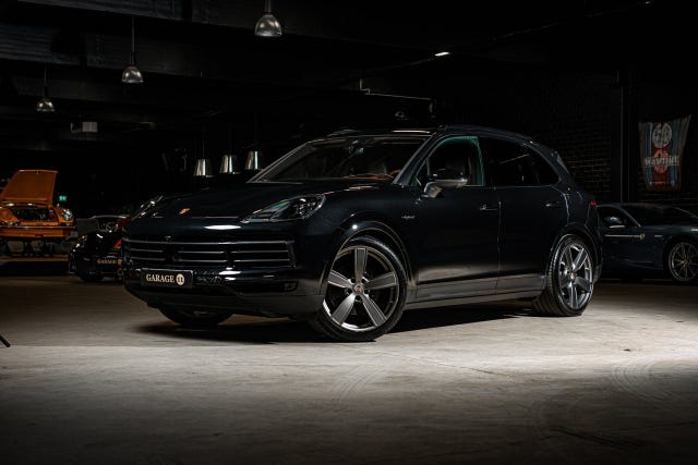 Porsche Cayenne 2023