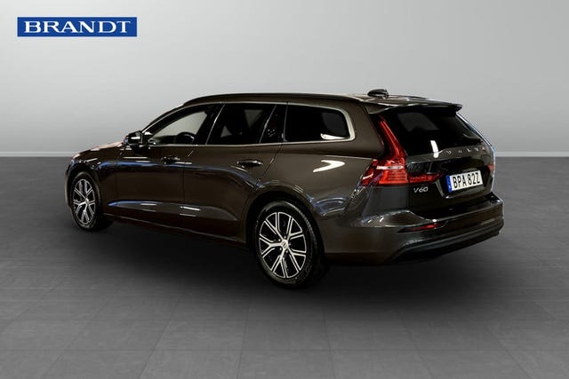 Volvo V60 2024 – bild 2