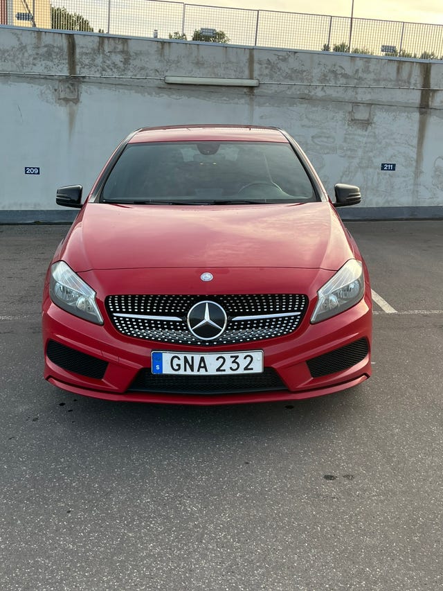 Mercedes-Benz A180 2015