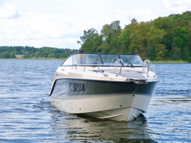 Uttern D77 |  Mercury Verado V8 250 HK - 2020