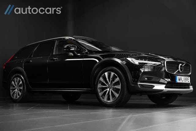Volvo V90 Cross Country 2023
