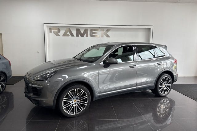 Porsche Cayenne 2016