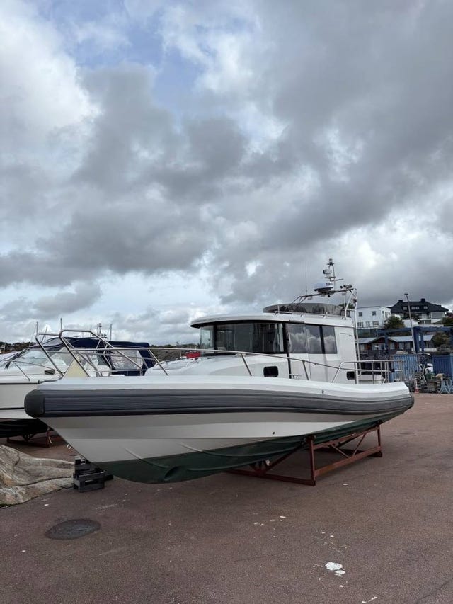 Paragon 31 Fly  Volvo Penta D6