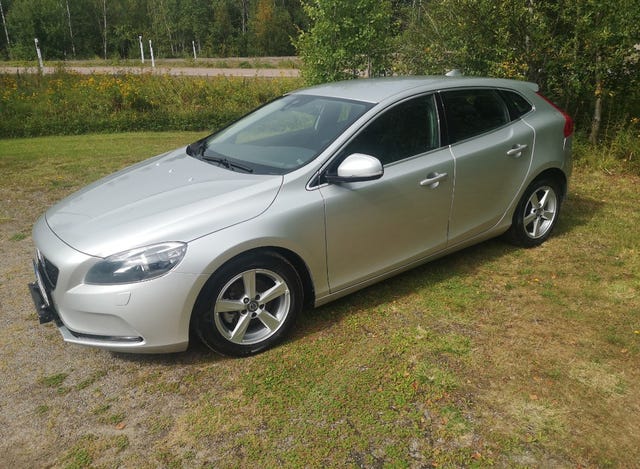 Volvo V40 2015
