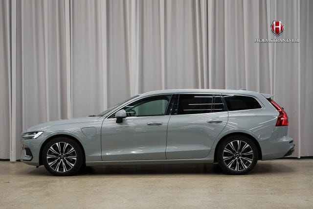 Volvo V60 2024