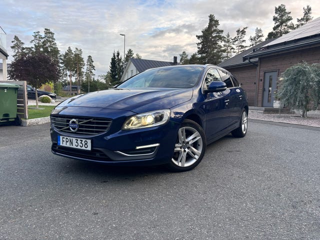 Volvo V60 2015