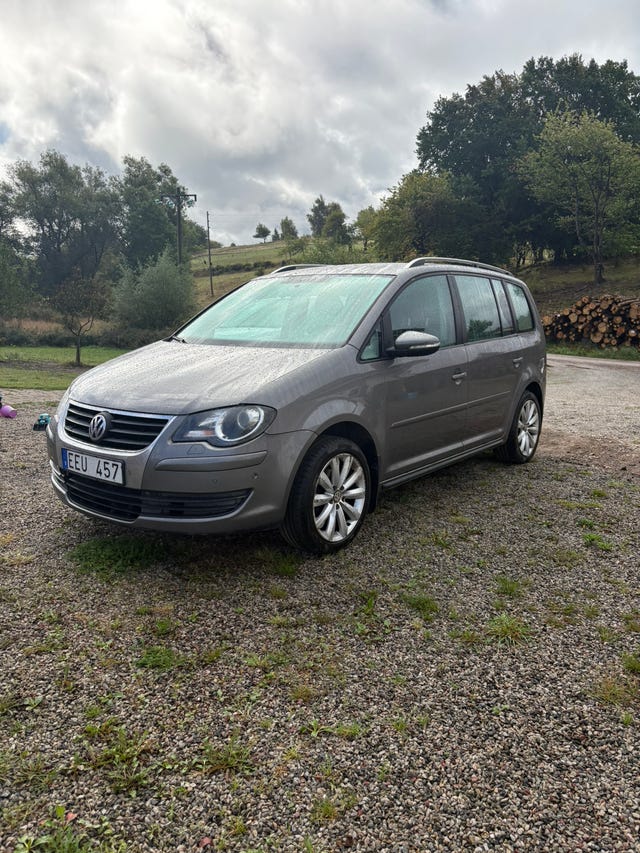 Volkswagen Touran 2010