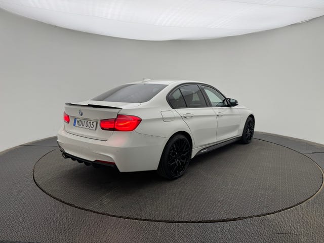 BMW 320d 2016 – bild 3