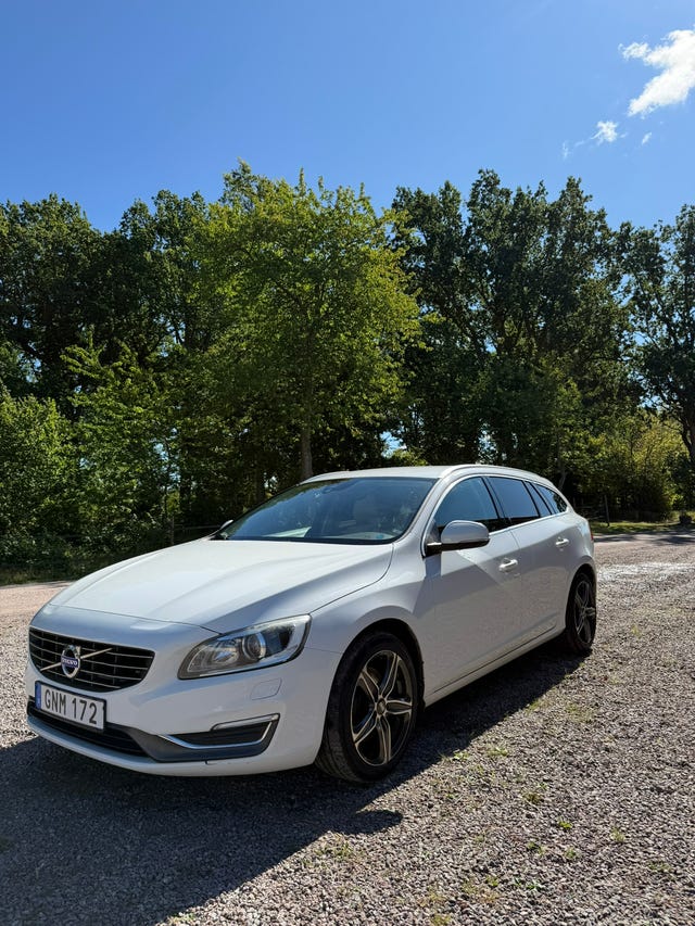 Volvo V60 2015