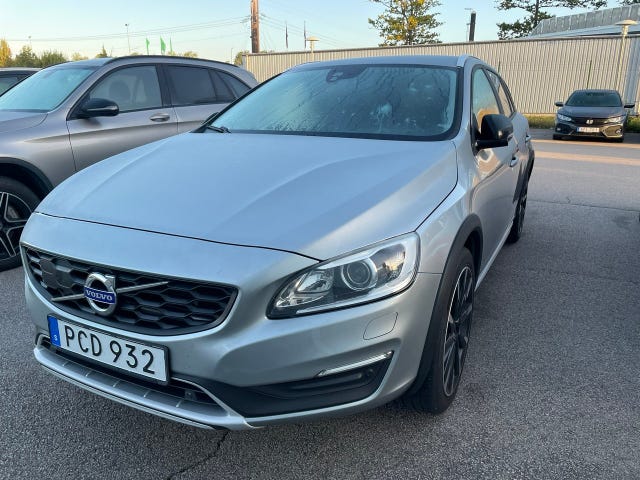 Volvo V60 Cross Country 2017