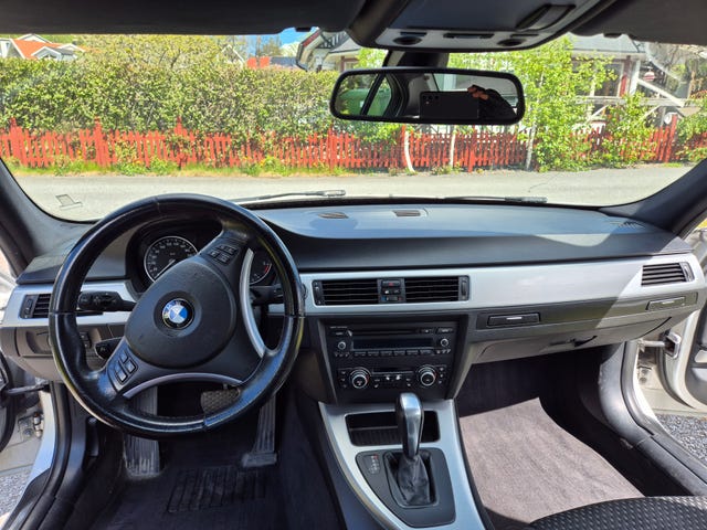 BMW 320d 2011