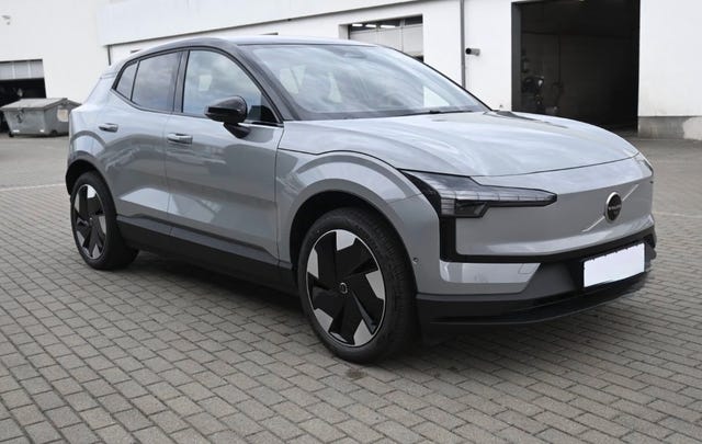 Volvo EX30 2024