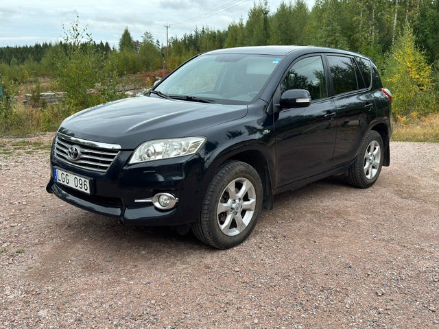 Toyota RAV4 2011