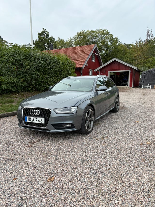 Audi A4 2014