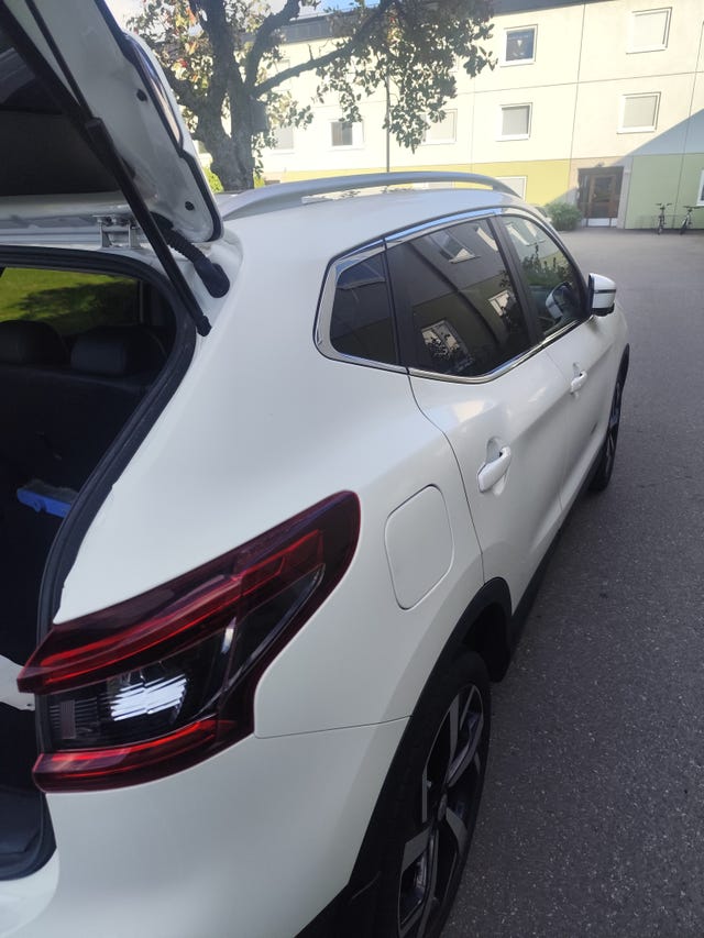 Nissan Qashqai 2018 – bild 3