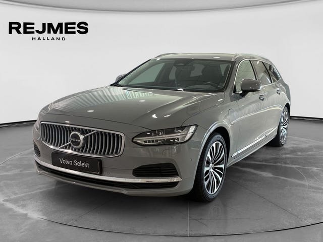 Volvo V90 2025