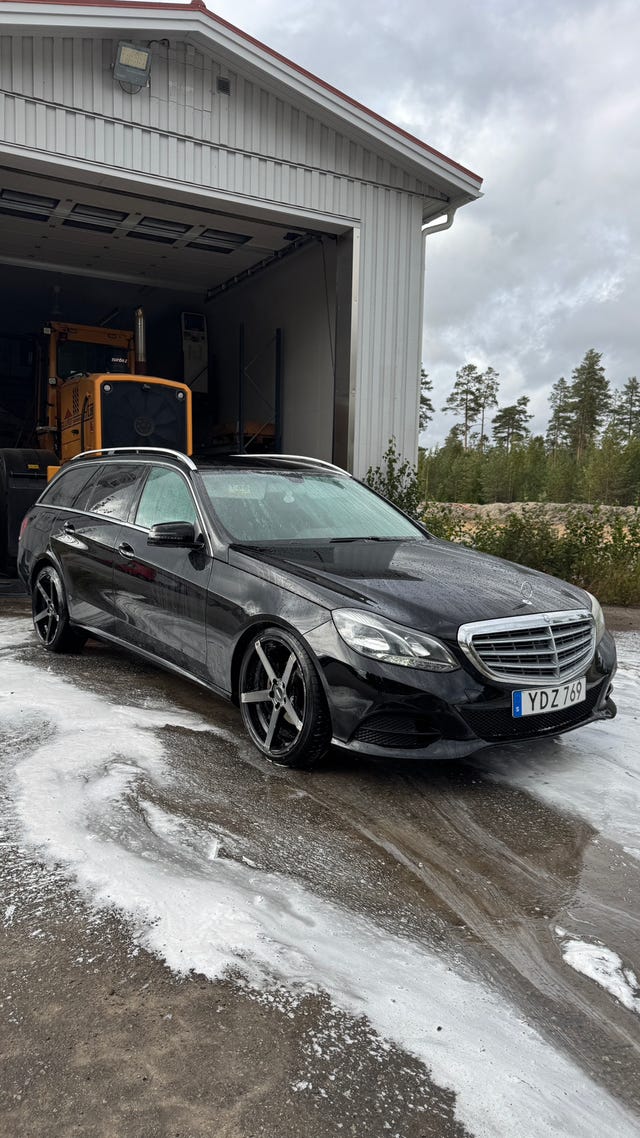 Mercedes-Benz E220 2016