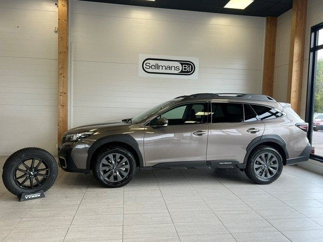 Subaru Outback 2025