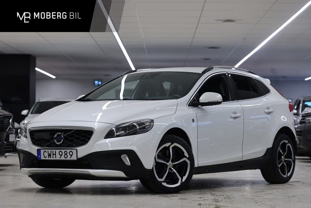 Volvo V40 Cross Country 2015