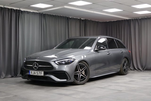 Mercedes-Benz C300 e 2024
