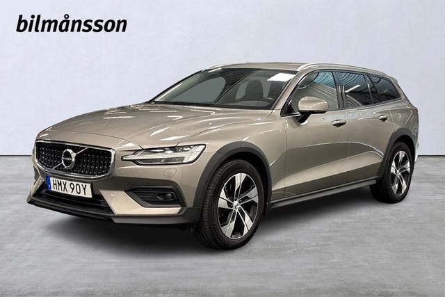 Volvo V60 Cross Country 2021