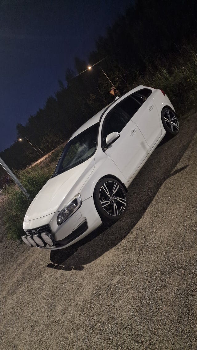 Volvo V60 2014