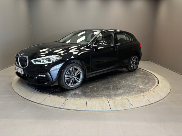 BMW 118i 2024