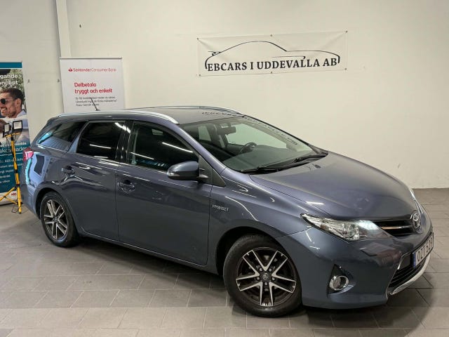 Toyota Auris 2015