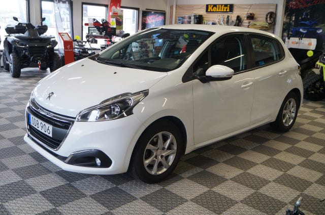 Peugeot 208 2016