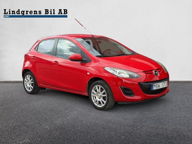 Mazda 2 2011