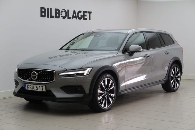 Volvo V60 Cross Country 2024