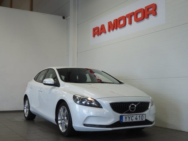 Volvo V40 2018