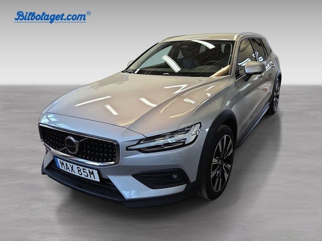 Volvo V60 Cross Country 2024