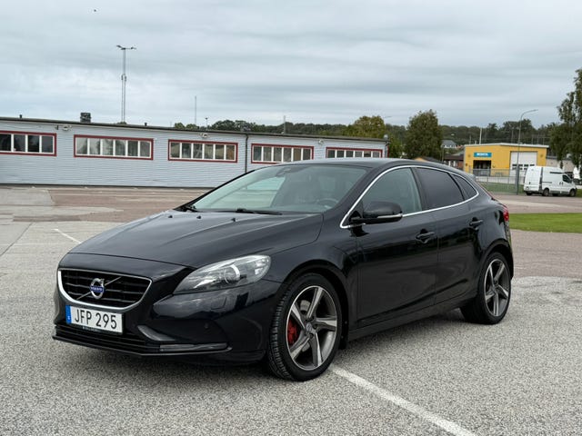 Volvo V40 2015