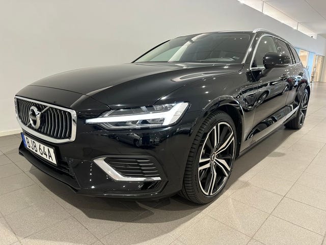 Volvo V60 2022