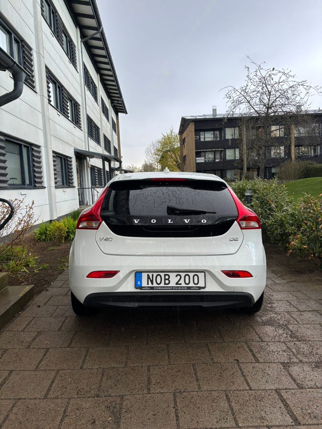 Volvo V40 2014