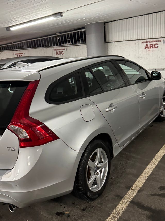 Volvo V60 2015