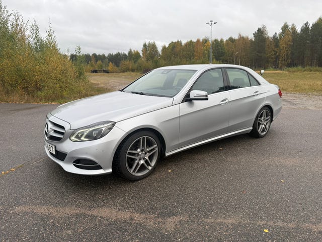 Mercedes-Benz E220 2014