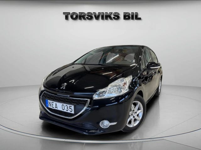 Peugeot 208 2012