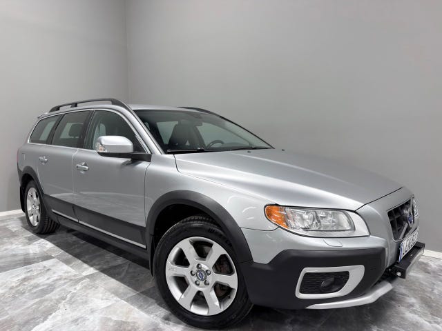 Volvo XC70 2011