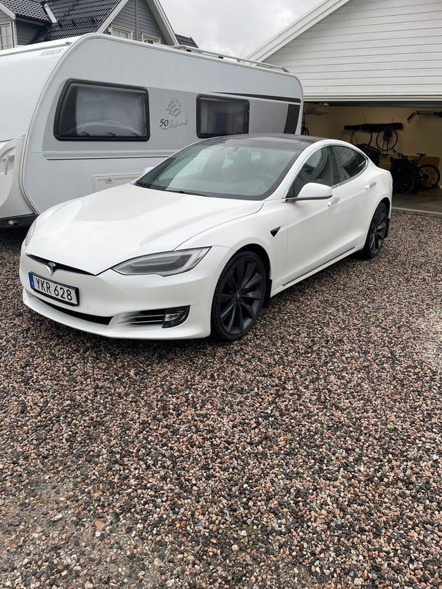 Tesla Model S 2017