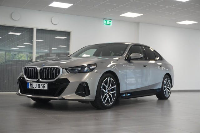 BMW i5 2024