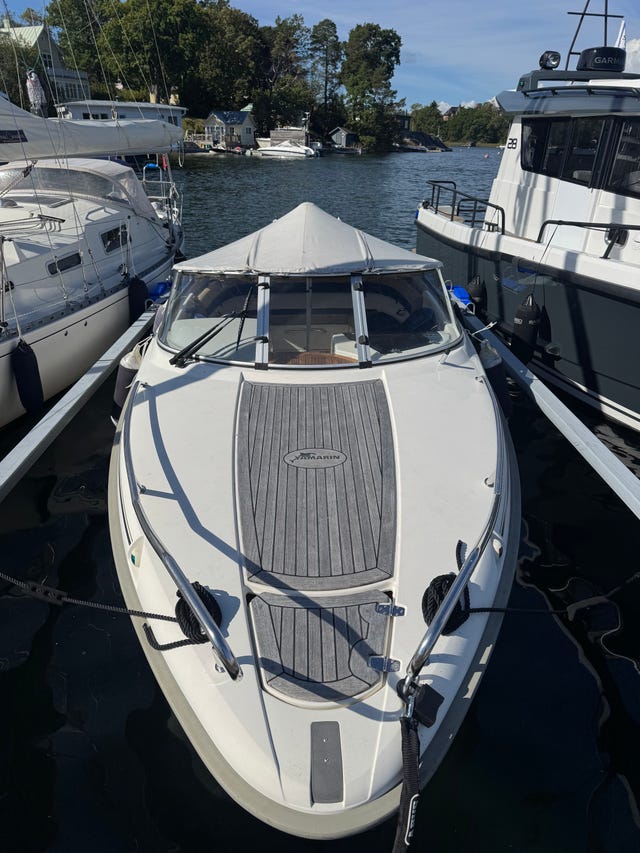 Välutrustad Yamarin 63 DC F130